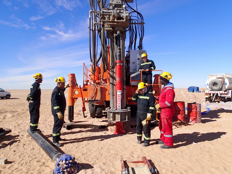 water well boring drilling contractors dubai